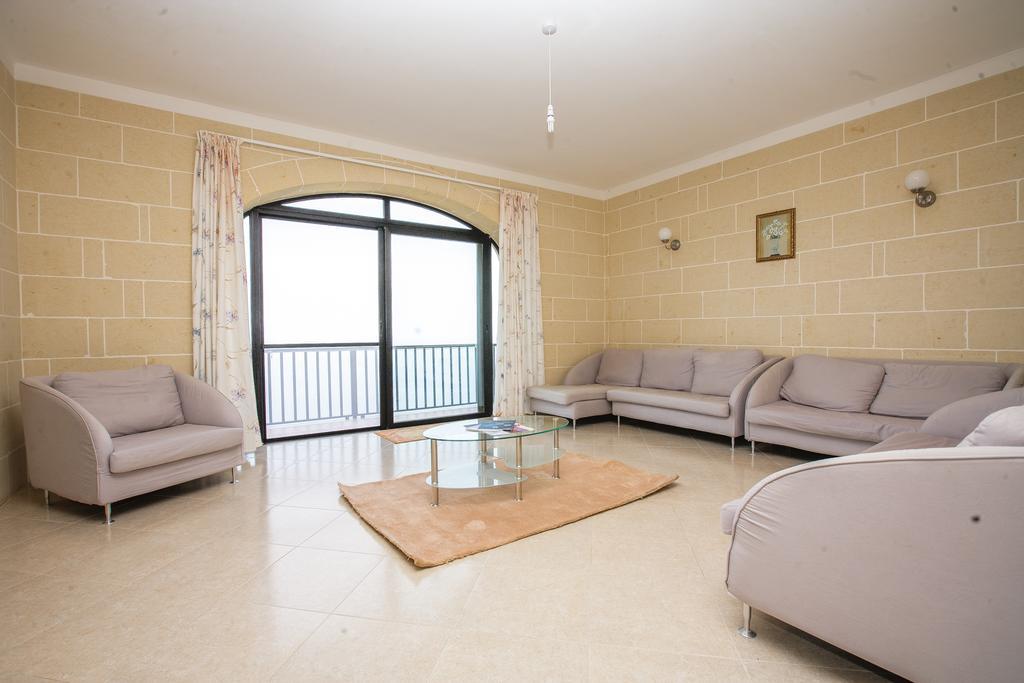 Hili Complex Apartment Zebbug  ภายนอก รูปภาพ