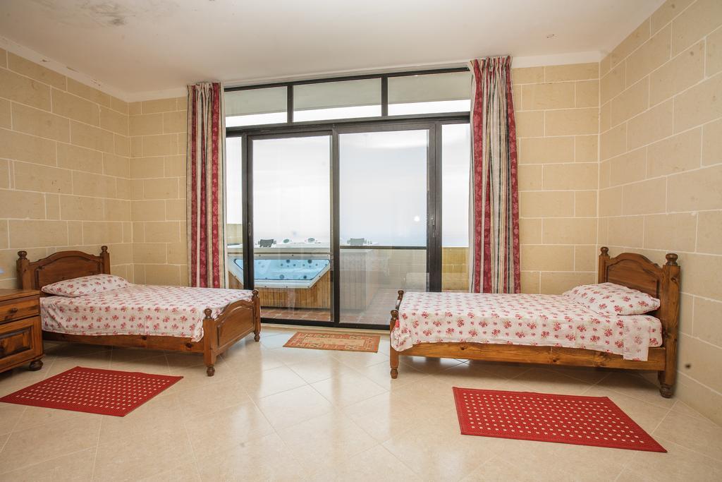 Hili Complex Apartment Zebbug  ภายนอก รูปภาพ